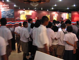 ภาพถ่ายพิธีเปิดนิทรรศการ ชุด ผู้แทนฯ เมืองไทย